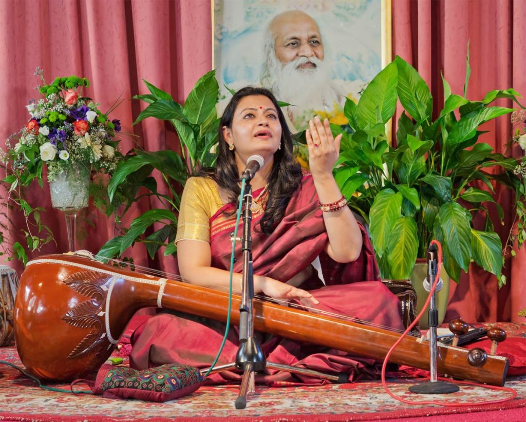 Meeta-Pandit_001-e1452497474918